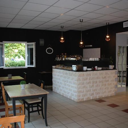Le Clos Des Medievales Le Thoronet Exterior photo